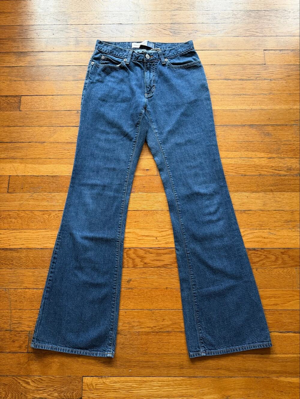 GAP ‘Low Rise Flare’ Jeans Womens sz 4